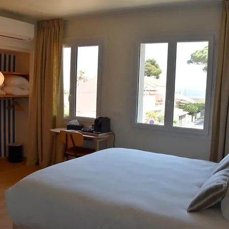 Отель Logis Restaurant Le Kalliste