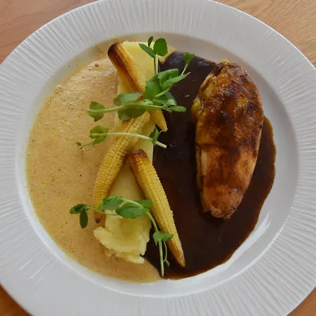 Logis Restaurant Le Kalliste Отель